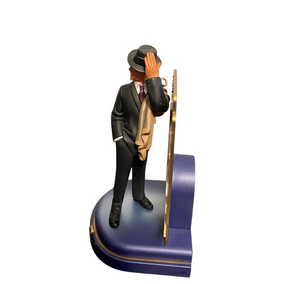 Vintage Carlton Cards Heirloom Collection Frank Sinatra Musical Ornament Holiday - Picture 4 of 5